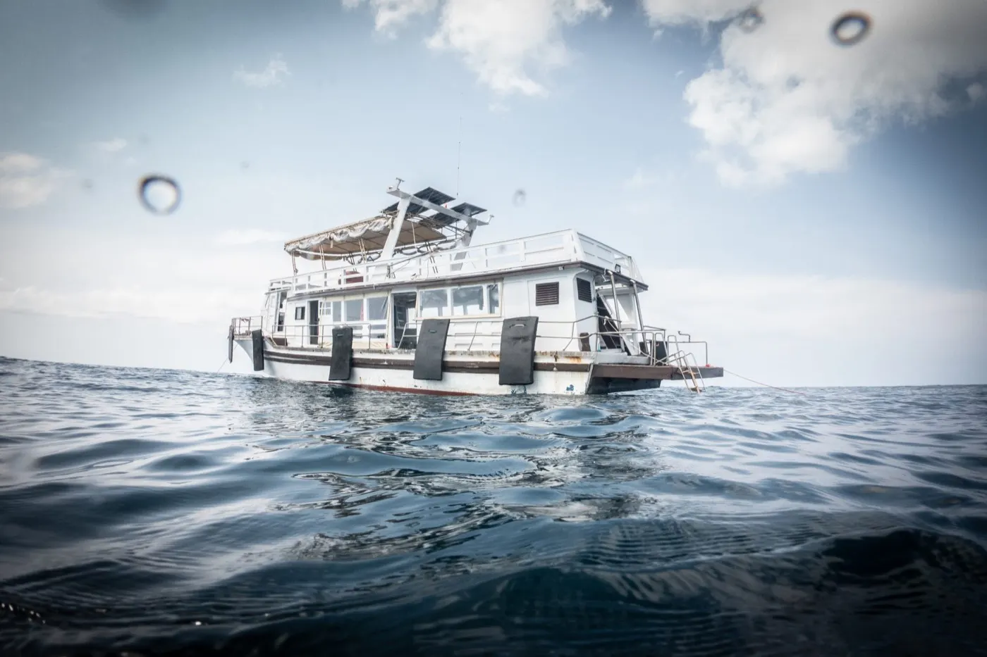 Freedivers training together in open water